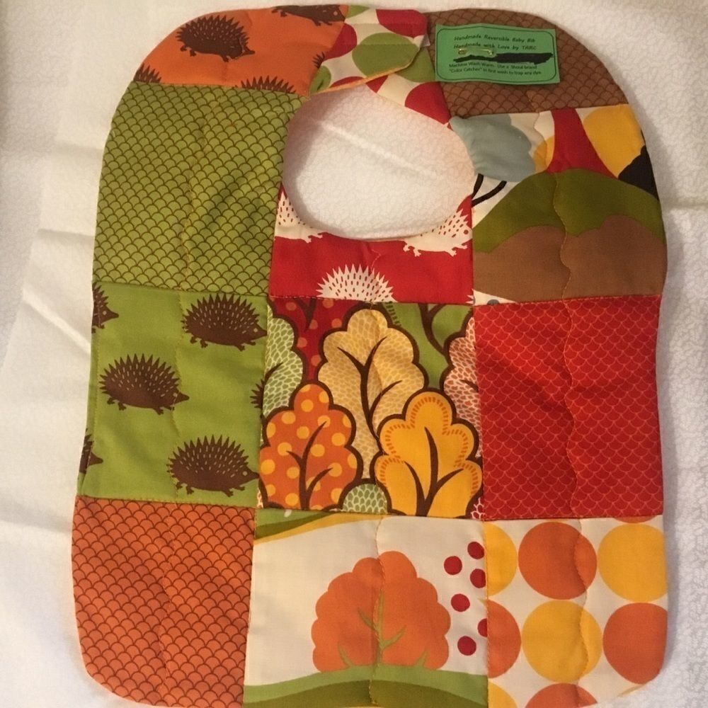 3/$25 or $12 ea. NWT Handmade Quilted Reversible Bib.